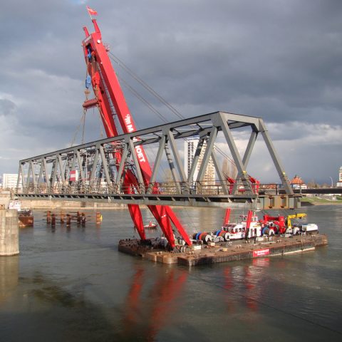Etudes de démantèlement d’un pont ferroviaire sur le Rhin